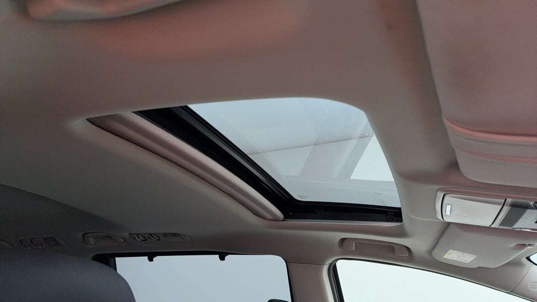 Interior Sunroof/Moonroof