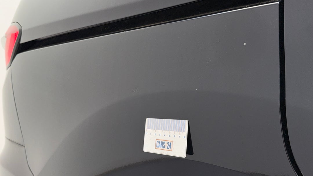 Quarter Panel Rear RHS Scratch