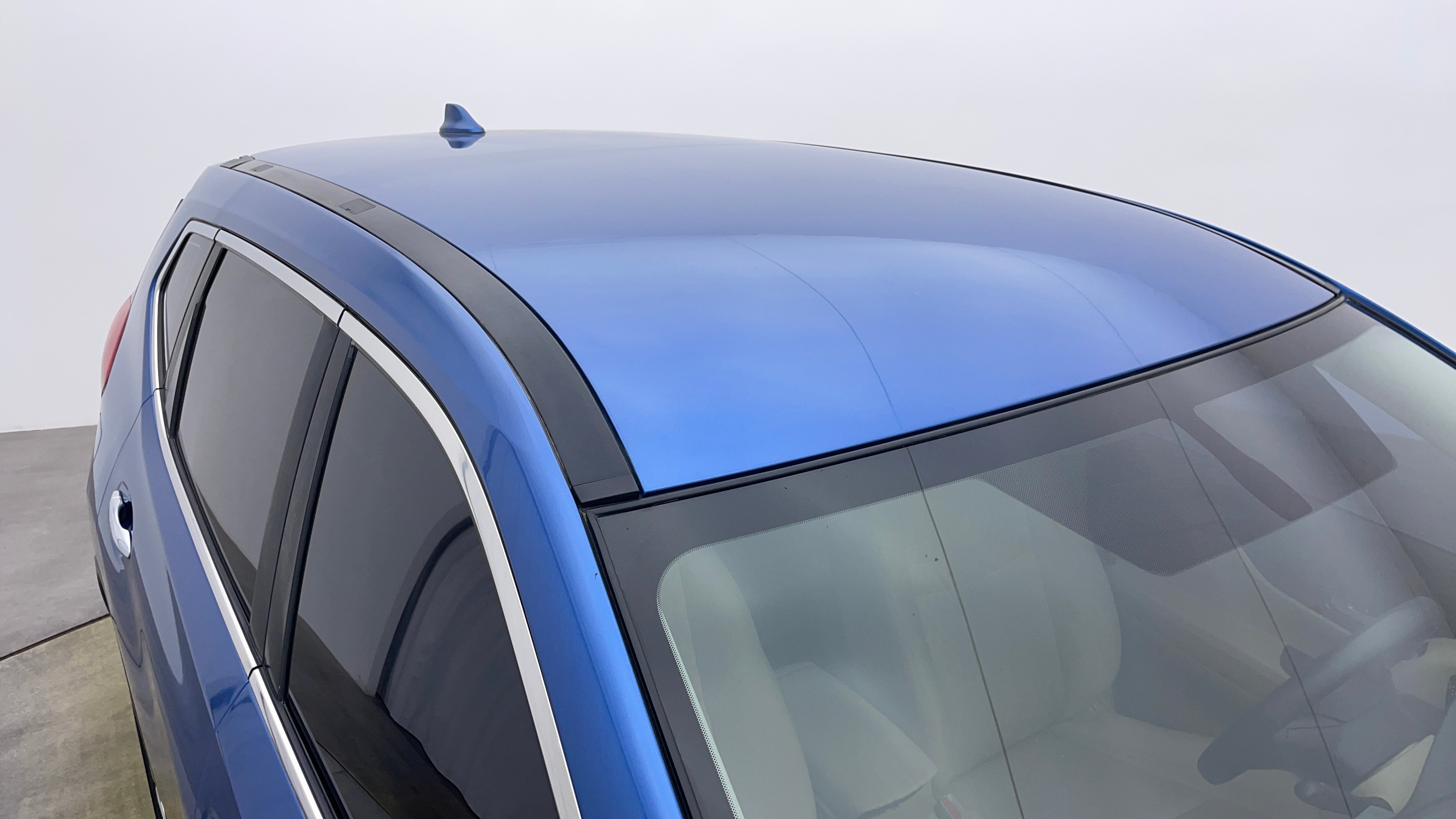 Nissan X-Trail-Roof/Sunroof View