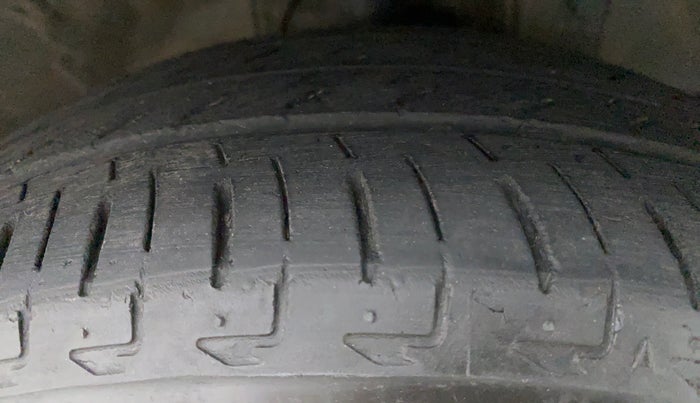 2018 Honda City VX MT PETROL, Petrol, Manual, 41,510 km, Right Front Tyre Tread