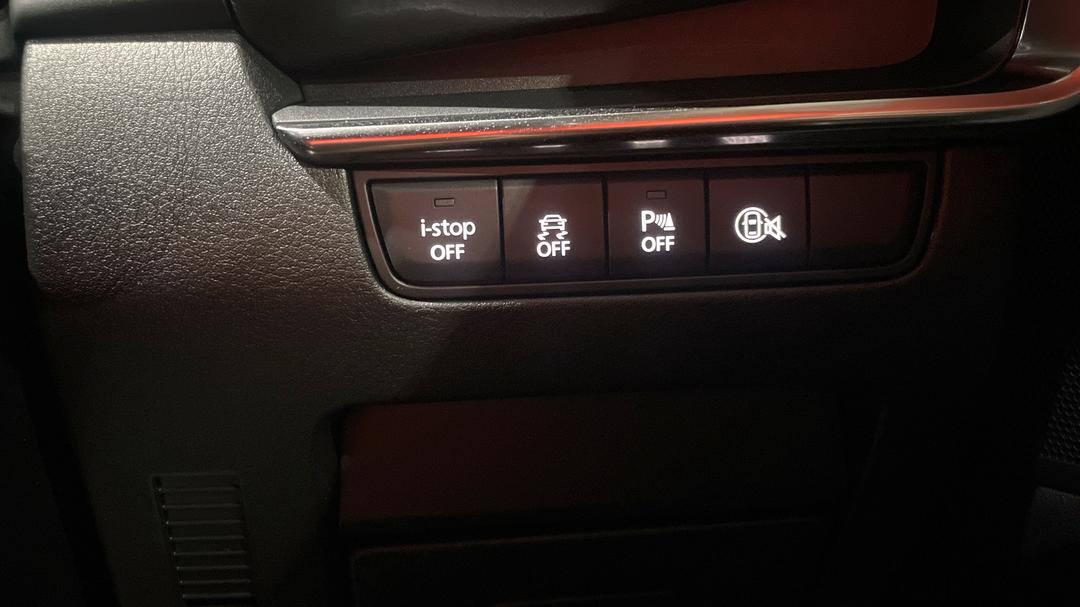 2024 Mazda 3 G20 Evolve, Automatic, 41803 km, Utility Switches/Buttons