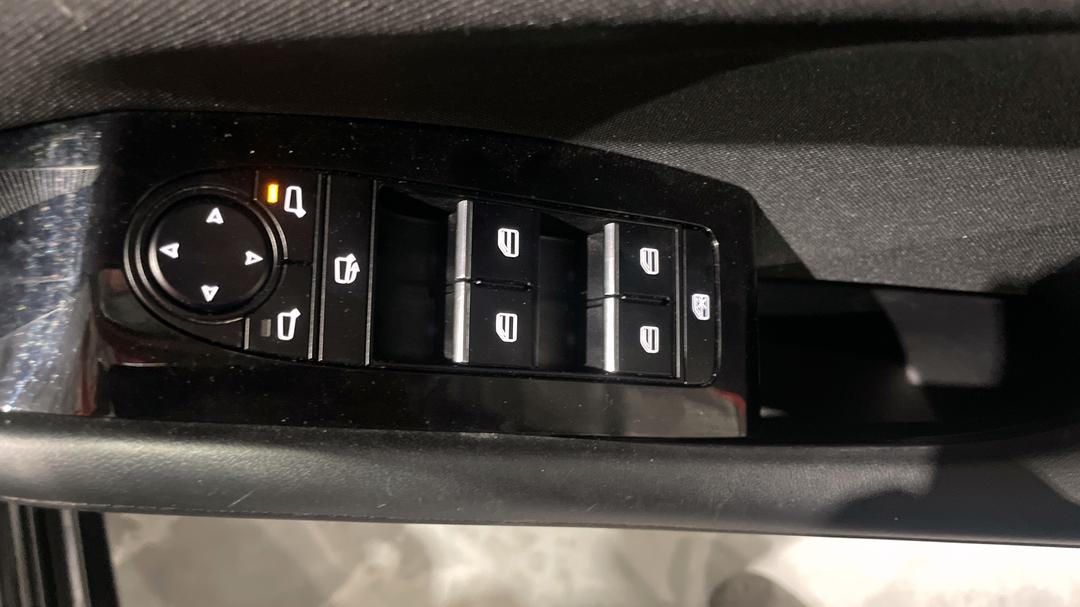 2024 Mazda 3 G20 Evolve, Automatic, 41803 km, Drivers Side Door Panel Controls