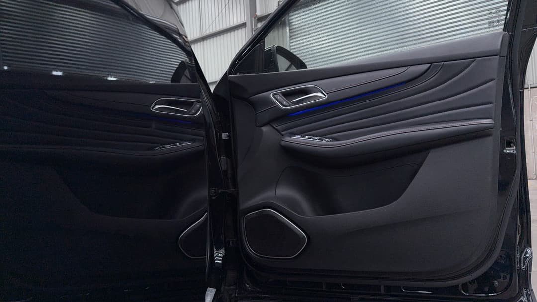 2022 MG HS Essence, Automatic, 68857 km, Speaker View