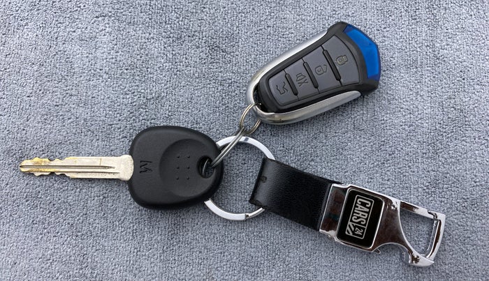 2019 Hyundai NEW SANTRO ERA 1.1, Petrol, Manual, 45,889 km, Key Close Up
