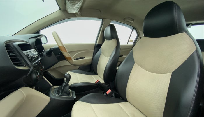2019 Hyundai NEW SANTRO ERA 1.1, Petrol, Manual, 45,889 km, Right Side Front Door Cabin
