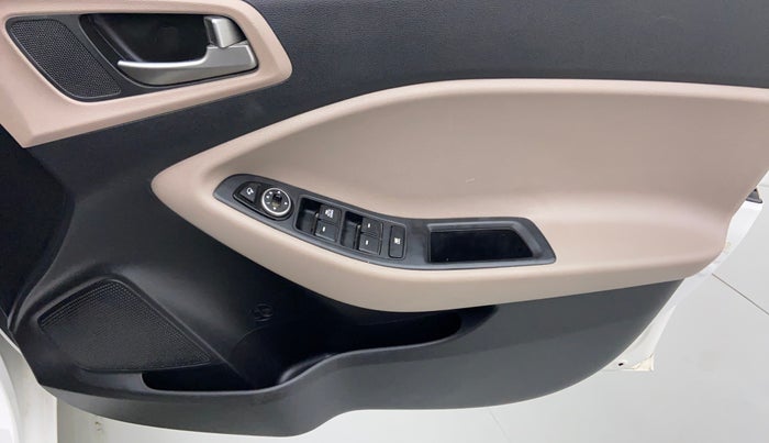2016 Hyundai Elite i20 SPORTZ 1.2, Petrol, Manual, 38,999 km, Driver Side Door Panels Control