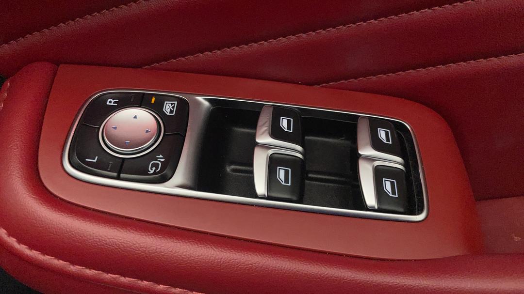 2020 MG HS Essence Anfield Edition, Automatic, 97798 km, Drivers Side Door Panel Controls