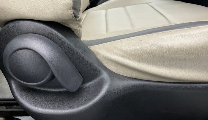 2015 Nissan Micra Active XV, Petrol, Manual, 51,749 km, Driver Side Adjustment Panel