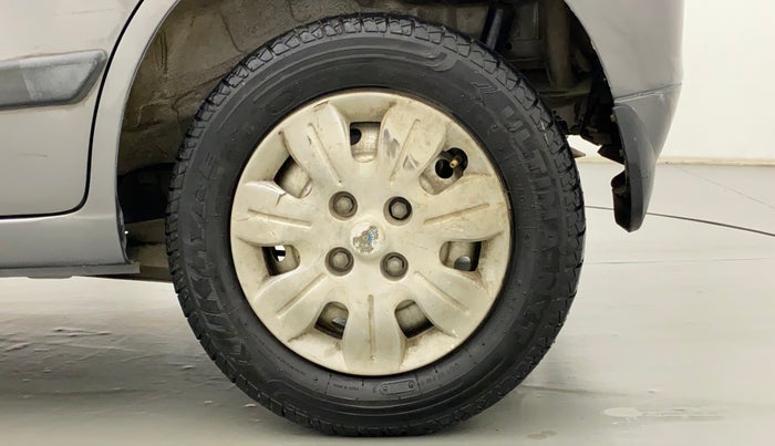 2010 Maruti Wagon R 1.0 LXI, Petrol, Manual, 62,857 km, Left Rear Wheel