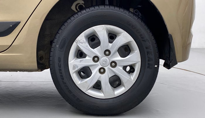2014 Hyundai Elite i20 SPORTZ 1.2, Petrol, Manual, 33,298 km, Left Rear Wheel