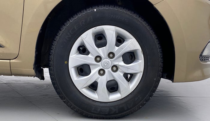 2014 Hyundai Elite i20 SPORTZ 1.2, Petrol, Manual, 33,298 km, Right Front Wheel