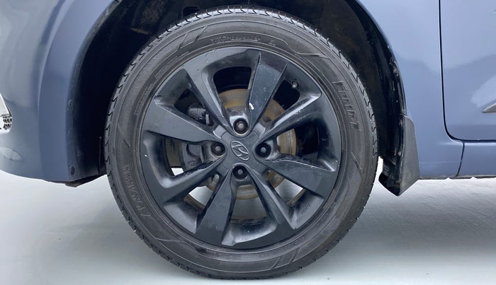 2015 Hyundai Elite i20 ASTA 1.2, Petrol, Manual, 1,06,320 km, Left Front Wheel