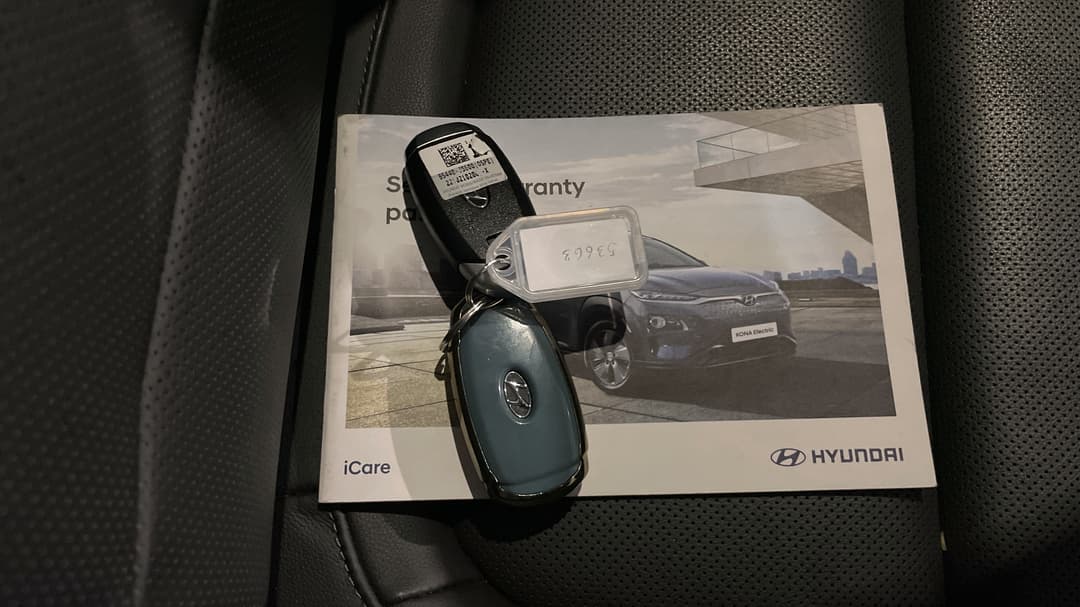 2022 Hyundai Kona Highlander Elec Ttr Ext Range, Automatic, 48712 km, Key Close-up
