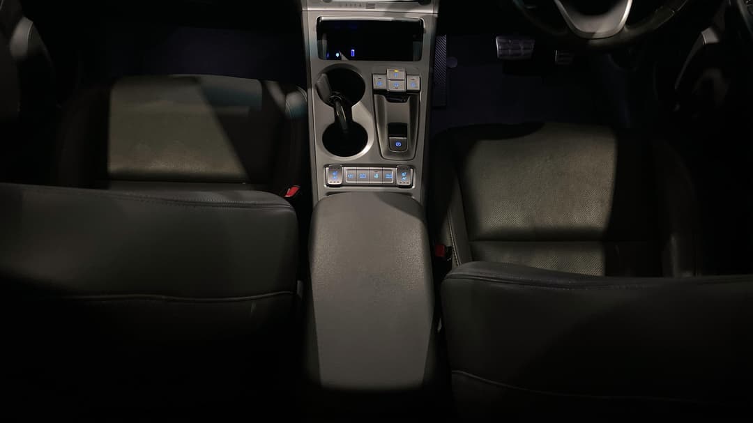 2022 Hyundai Kona Highlander Elec Ttr Ext Range, Automatic, 48712 km, Center Console