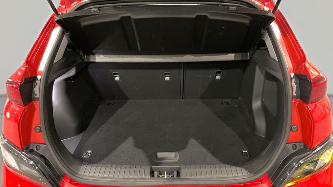2022 Hyundai Kona Highlander Elec Ttr Ext Range, Automatic, 48712 km, Boot Inside View