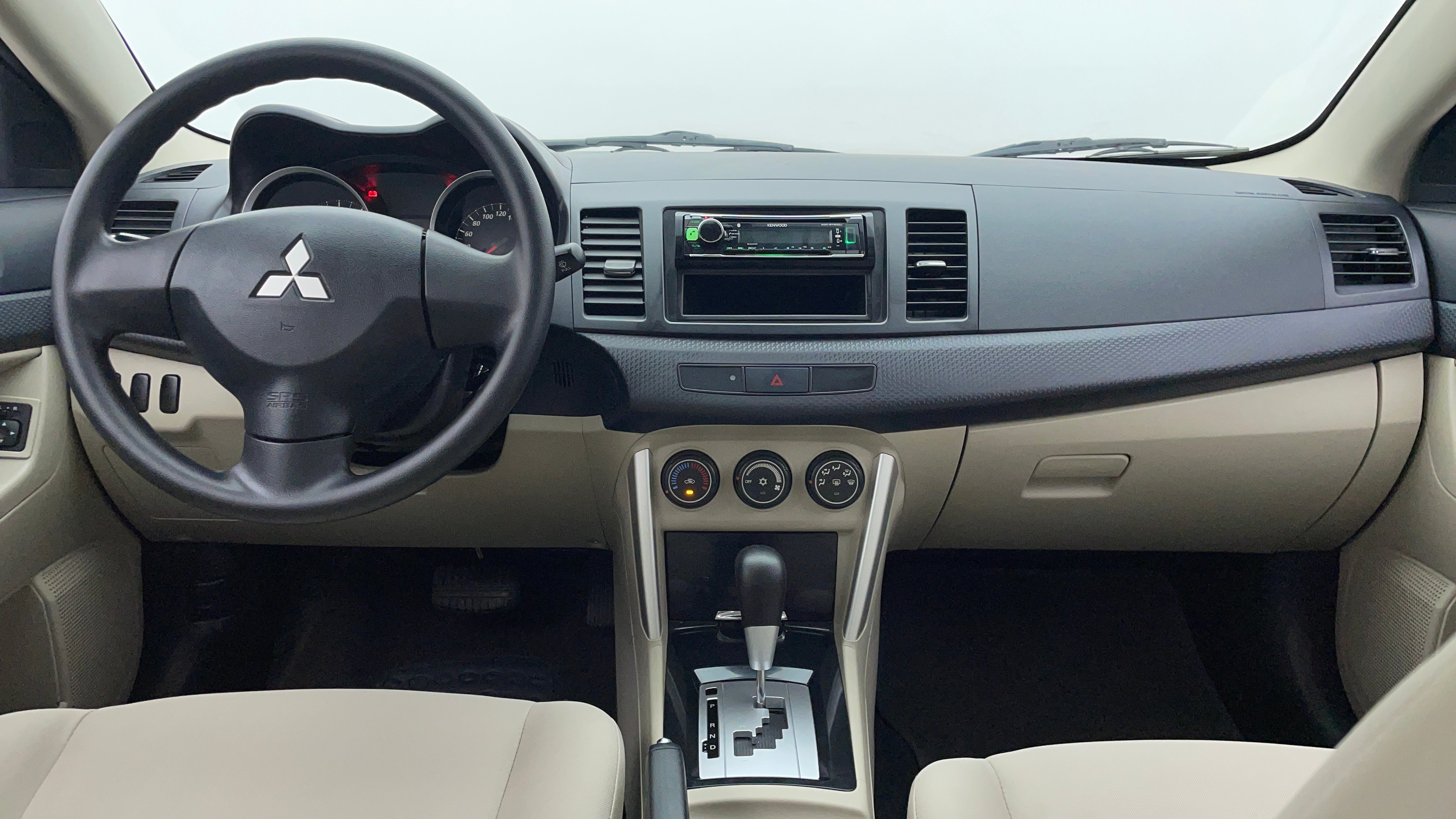 Mitsubishi Lancer-Dashboard View