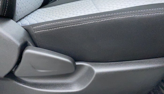 2021 Datsun Redi Go T (O), Petrol, Manual, 144 km, Driver Side Adjustment Panel