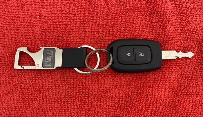 2021 Datsun Redi Go T (O), Petrol, Manual, 144 km, Key Close Up