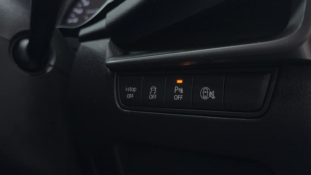 2025 Mazda 3 G20 Pure, Automatic, 25080 km, Utility Switches/Buttons