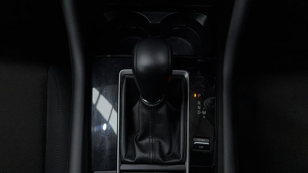 2025 Mazda 3 G20 Pure, Automatic, 25080 km, Gear Lever 
