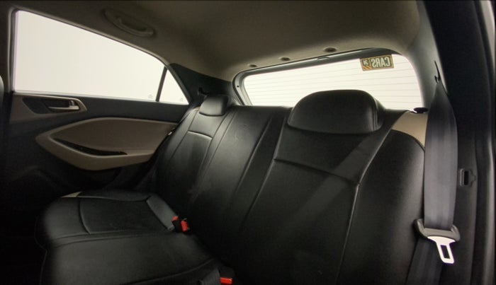 2016 Hyundai Elite i20 SPORTZ 1.2, Petrol, Manual, 29,872 km, Right Side Rear Door Cabin