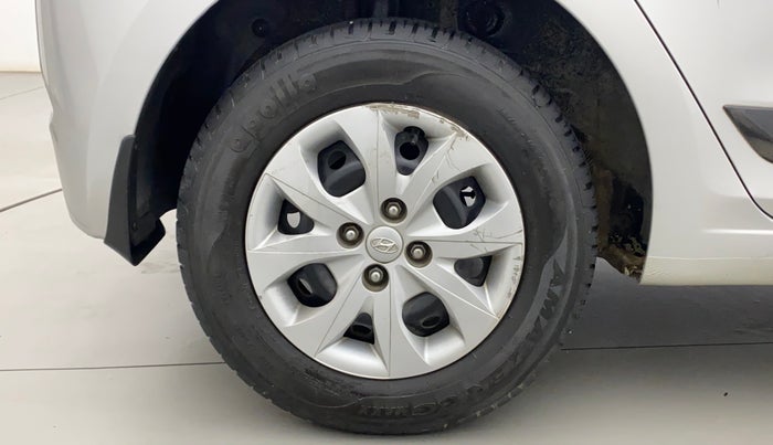 2016 Hyundai Elite i20 SPORTZ 1.2, Petrol, Manual, 29,872 km, Right Rear Wheel