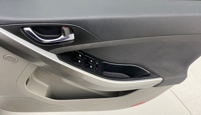 2018 Tata NEXON XZA+ 1.5, Diesel, Automatic, 74,220 km, Driver Side Door Panels Control