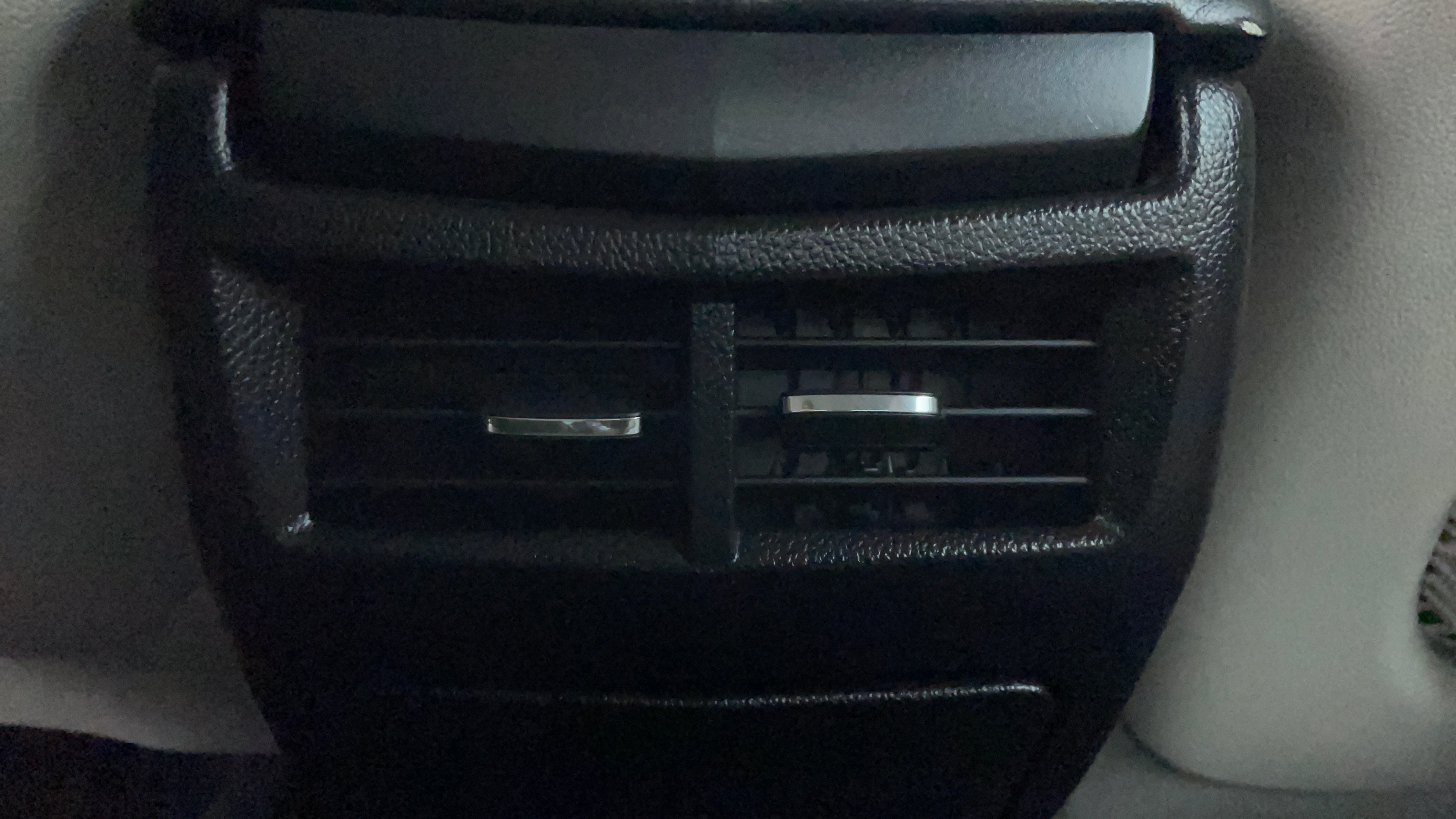 Cadillac ATS-Rear AC Vents
