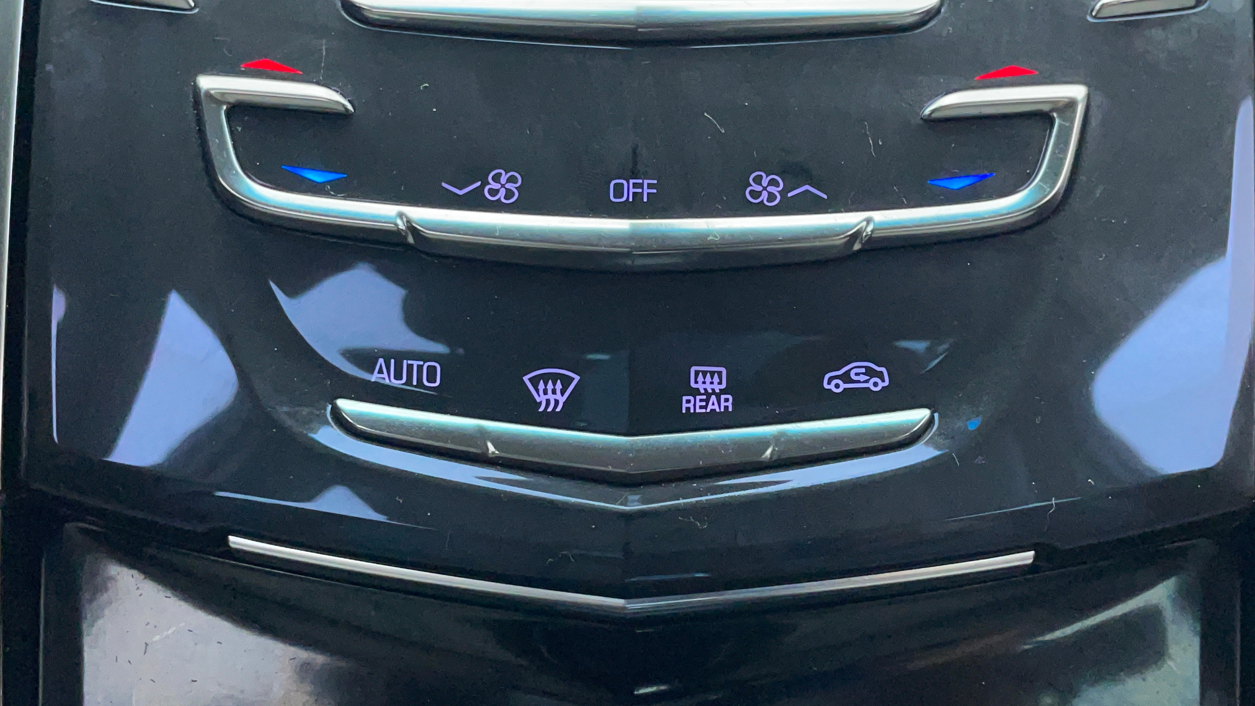 Cadillac ATS-Automatic Climate Control