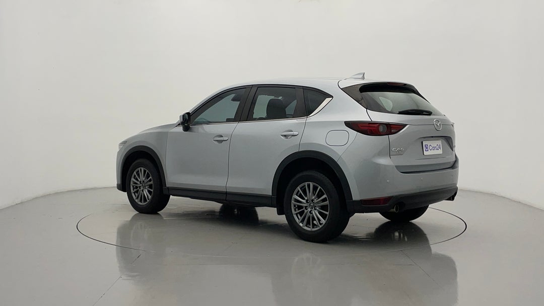 Left Back Diagonal (45- Degree) View