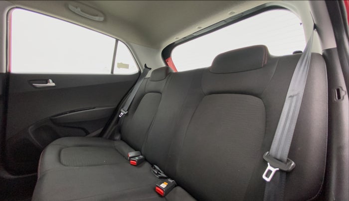 2019 Hyundai Grand i10 SPORTZ DUAL TONE 1.2 VTVT, Petrol, Manual, 12,654 km, Right Side Rear Door Cabin