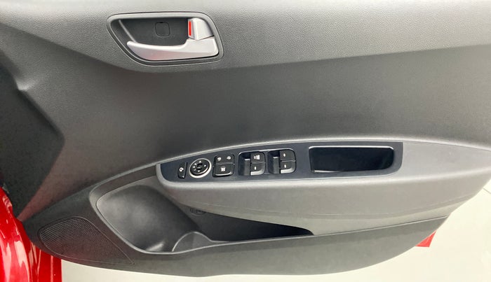 2019 Hyundai Grand i10 SPORTZ DUAL TONE 1.2 VTVT, Petrol, Manual, 12,654 km, Driver Side Door Panels Control