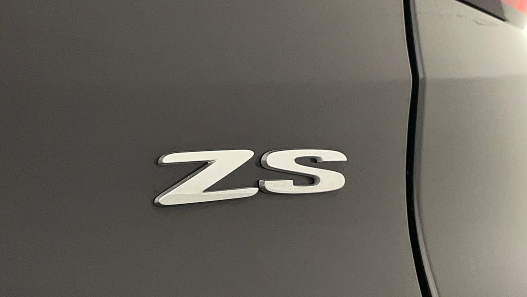 Badge (Boot Right Side)