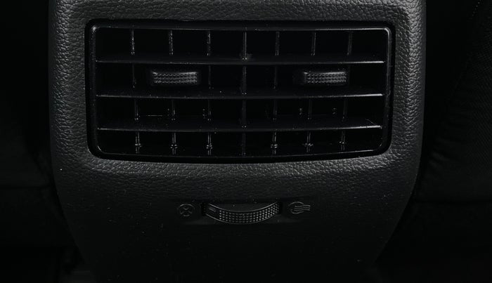 2019 Hyundai Elite i20 1.2  ASTA (O) CVT, Petrol, Automatic, 26,175 km, Rear AC Vents