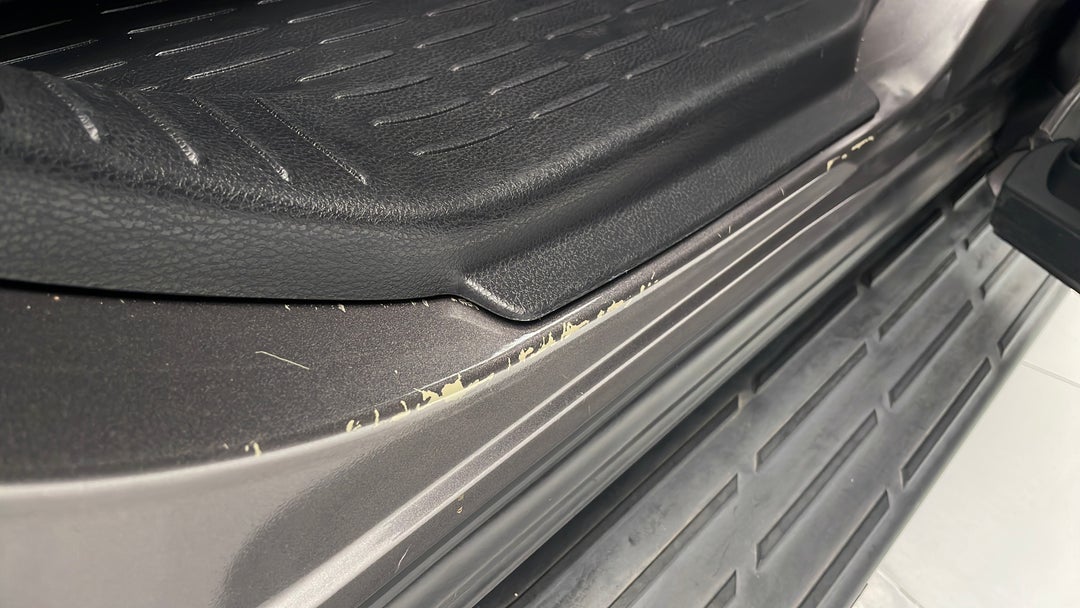 Door Sills Rear RHS Scratch