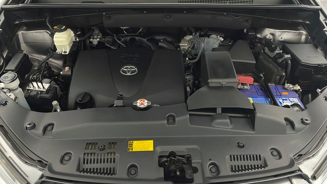 Open Bonnet (Engine)