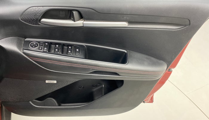 2020 KIA SONET GTX PLUS 1.5D  AT, Diesel, Automatic, 19,931 km, Driver Side Door Panels Control