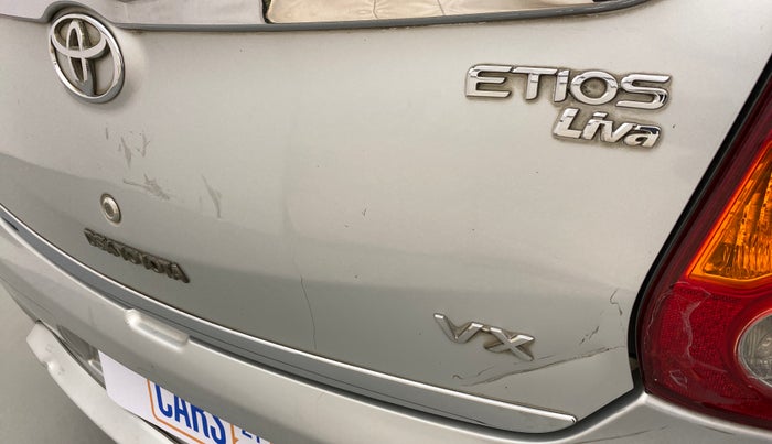 2011 Toyota Etios Liva VX, Petrol, Manual, 40,697 km, Dicky (Boot door) - Minor scratches
