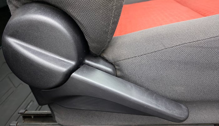 2011 Toyota Etios Liva VX, Petrol, Manual, 40,697 km, Driver Side Adjustment Panel