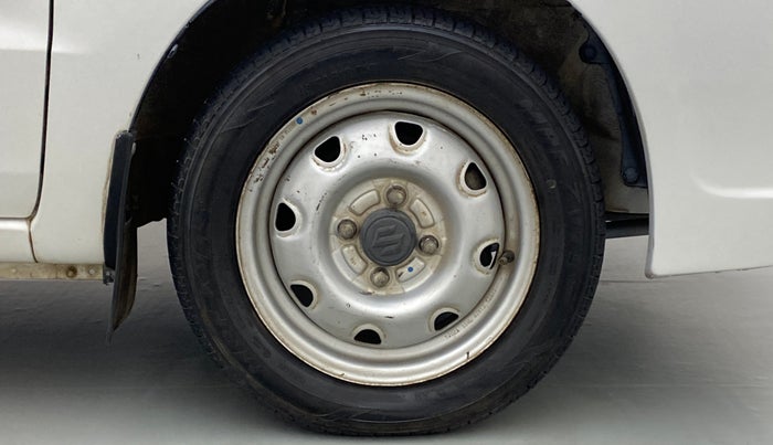 2012 Maruti Zen Estilo LXI, Petrol, Manual, 46,662 km, Right Front Wheel