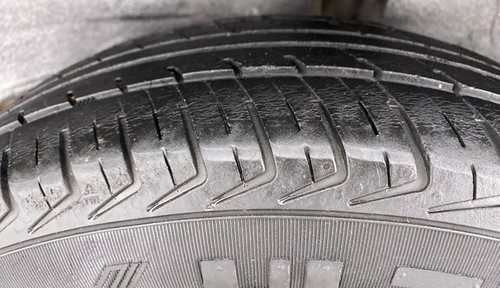 2018 Datsun Redi Go S, Petrol, Manual, 78,053 km, Left Rear Tyre Tread