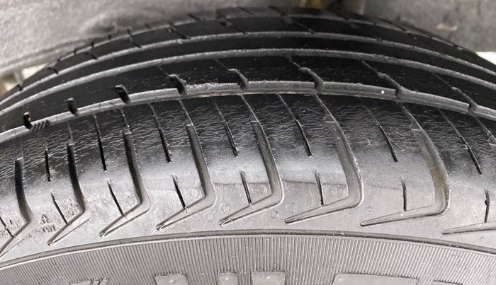 2018 Datsun Redi Go S, Petrol, Manual, 78,053 km, Right Rear Tyre Tread