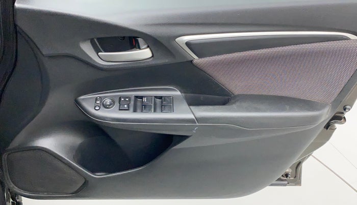 2018 Honda WR-V 1.5L I-DTEC VX MT, Diesel, Manual, 75,097 km, Driver Side Door Panels Control