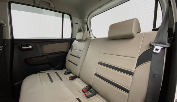 2014 Maruti Wagon R 1.0 VXI, Petrol, Manual, 49,916 km, Right Side Rear Door Cabin