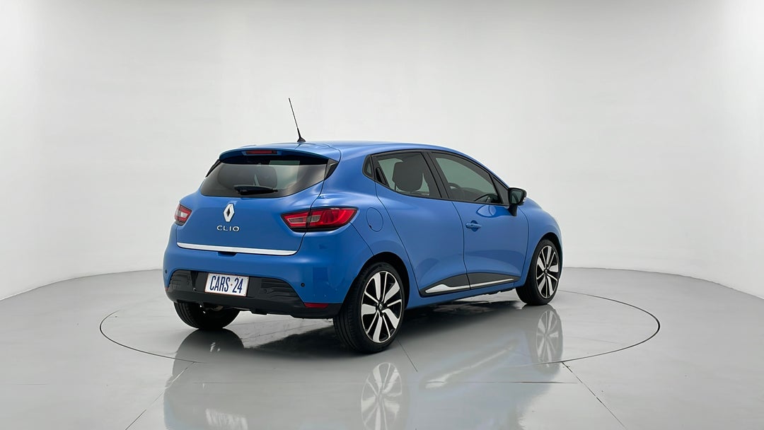 Right Back Diagonal (45- Degree) View