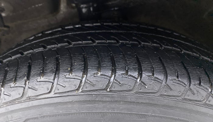 2018 Maruti Celerio ZXI, Petrol, Manual, 37,662 km, Left Front Tyre Tread