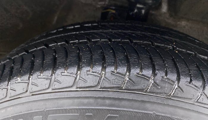 2018 Maruti Celerio ZXI, Petrol, Manual, 37,662 km, Right Front Tyre Tread