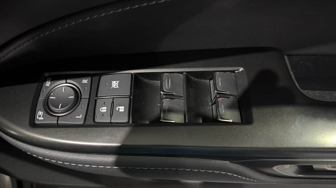2023 Lexus Nx250 2WD, Automatic, 31807 km, Drivers Side Door Panel Controls
