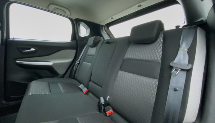 2021 Nissan MAGNITE XL Turbo CVT, Petrol, Automatic, 11,586 km, Right Side Rear Door Cabin