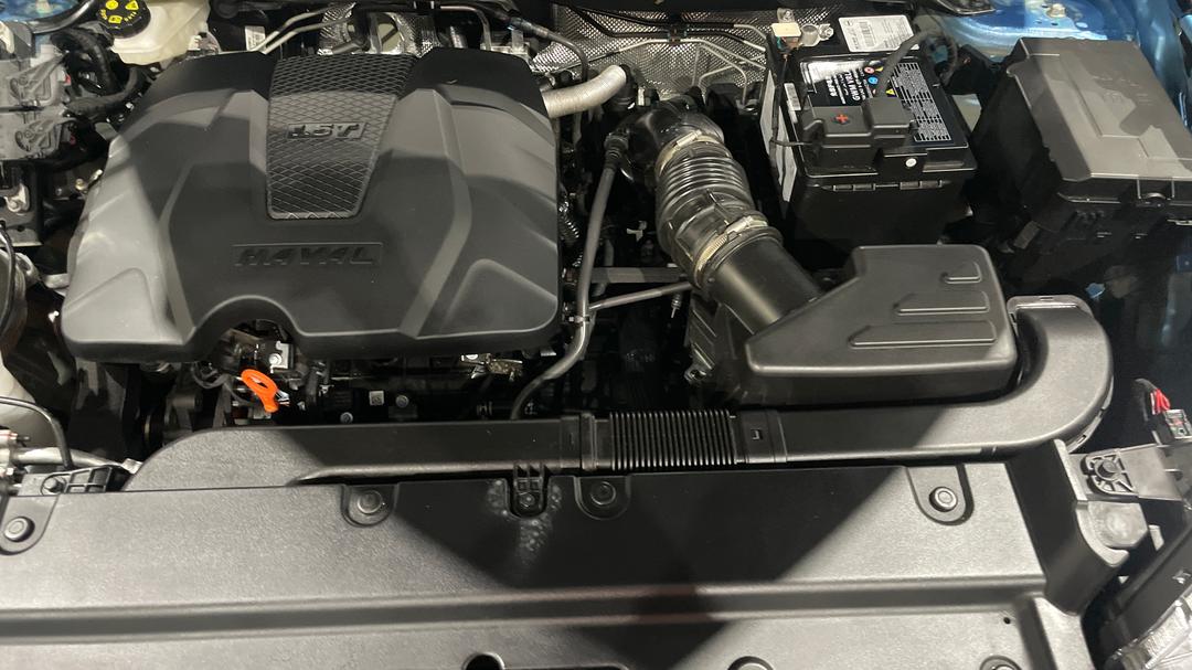 2025 GWM Haval Jolion Premium, Automatic, 5229 km, Open Bonnet (Engine)